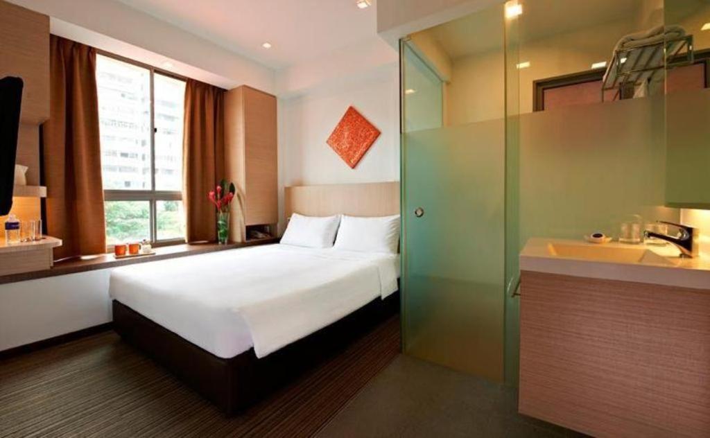 Reddoorz Premium @ Balestier Hotel Singapore Ngoại thất bức ảnh