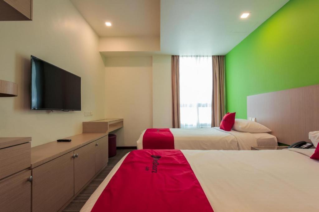 Reddoorz Premium @ Balestier Hotel Singapore Ngoại thất bức ảnh