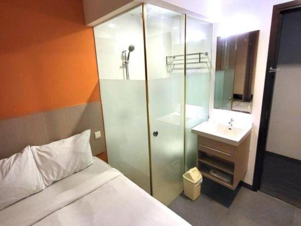 Reddoorz Premium @ Balestier Hotel Singapore Ngoại thất bức ảnh