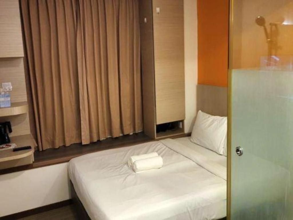 Reddoorz Premium @ Balestier Hotel Singapore Ngoại thất bức ảnh