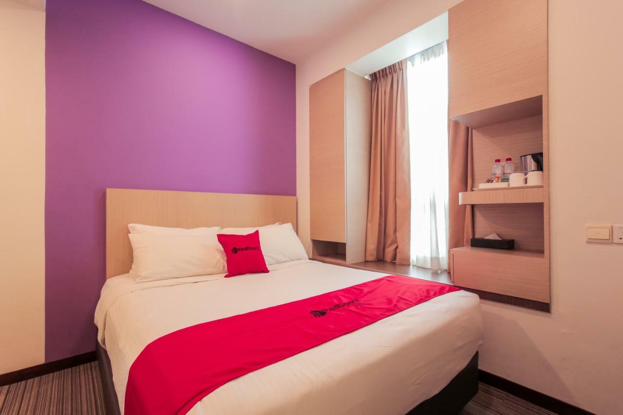 Reddoorz Premium @ Balestier Hotel Singapore Ngoại thất bức ảnh