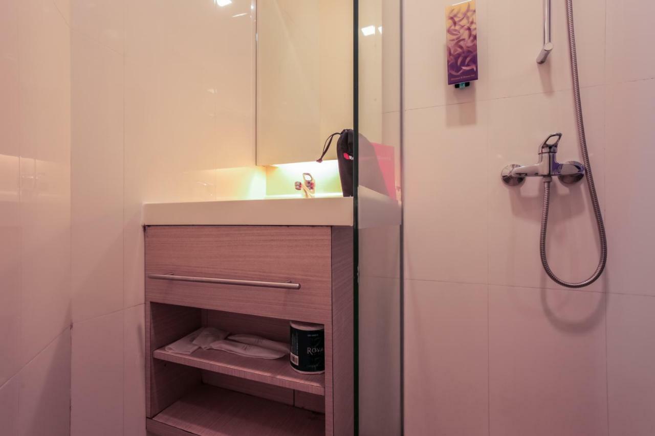 Reddoorz Premium @ Balestier Hotel Singapore Phòng bức ảnh